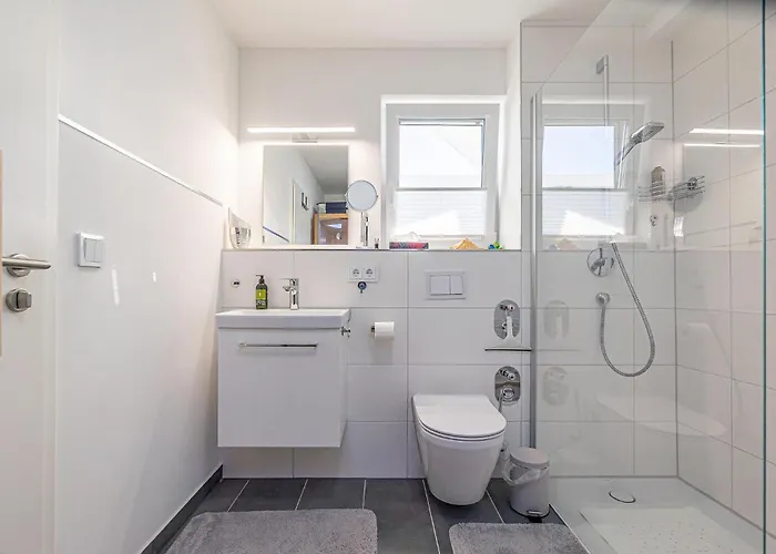 Schmuckstueck * Olpenitz